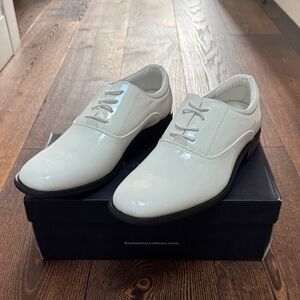 Bruno Marc White Tuxedo Shoes